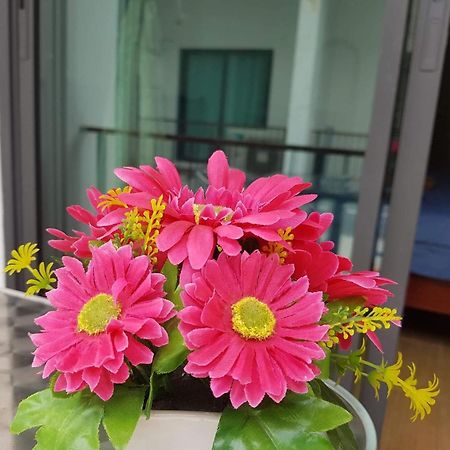 סוראט תאני Amaretto Hostel מראה חיצוני תמונה
