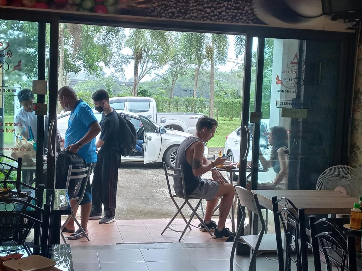 סוראט תאני Amaretto Hostel מראה חיצוני תמונה