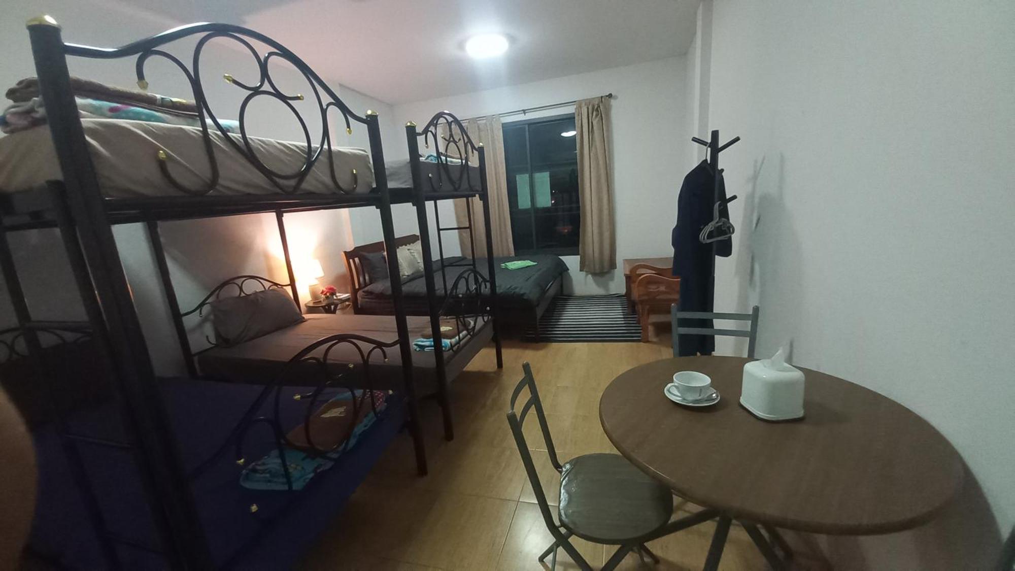 סוראט תאני Amaretto Hostel מראה חיצוני תמונה